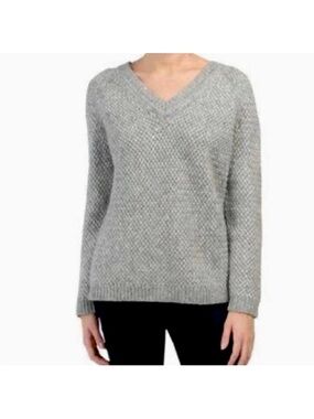 Theory Gray Textured V-Neck Sweater - Women
